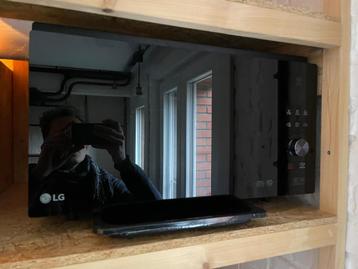 Vrijstaande oven beschikbaar voor biedingen