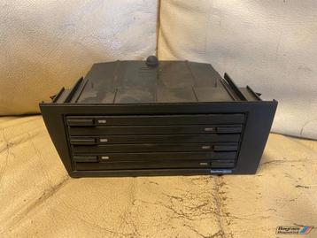 VW Golf 2 passat B3 cbox  Fisscher middenconsole mk2  beschikbaar voor biedingen