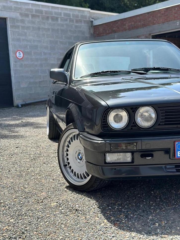 Bmw e30 325i cabriolet, Autos, BMW, Particulier, Série 3, ABS, Bluetooth, Ordinateur de bord, Verrouillage central, Rétroviseurs électriques