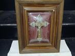 kruisbeeld in kader bol glas, Antiek en Kunst, Ophalen