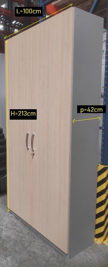 Armoires de rangement de bureau – Parfait état disponible aux enchères