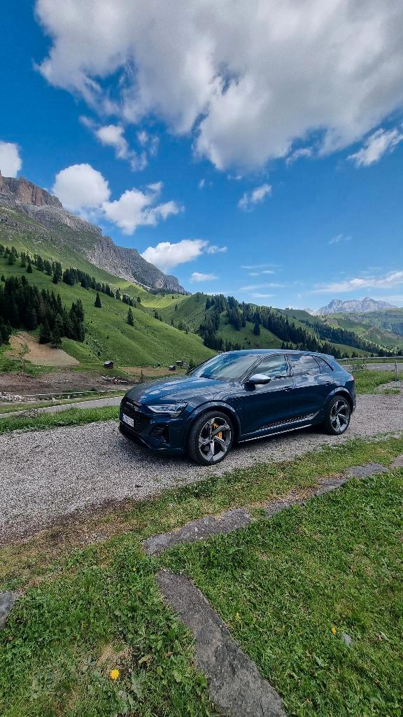 Audi SQ8 e-tron, Auto's, Audi, Particulier, e-tron, 4x4, ABS, Achteruitrijcamera, Adaptive Cruise Control, Airbags, Airconditioning