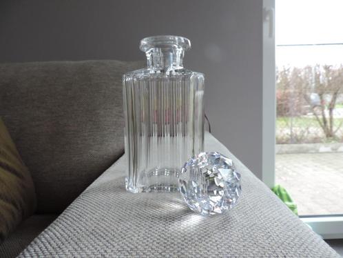 Val Saint lambert : verfijnde karaf met bolle dop, Antiek en Kunst, Antiek | Glaswerk en Kristal, Ophalen