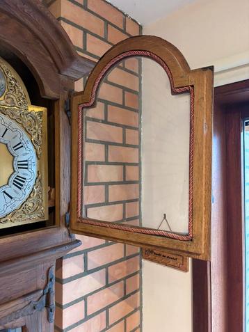 Klok tempus fugit beschikbaar voor biedingen