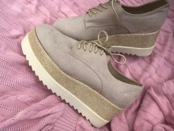 Plateau schoenen beige/goud glitter maat 38, ZGAN, Bel&Bo beschikbaar voor biedingen
