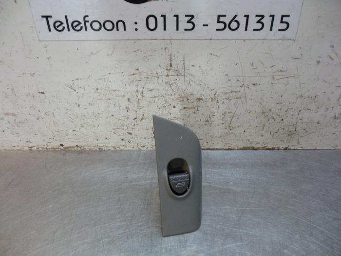 Commutateur vitre électrique d'un Fiat Multipla, Autos : Pièces & Accessoires, Tableau de bord & Interrupteurs, Fiat, Utilisé