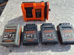 Lader met 4 batterijen Black & Decker, Ophalen, Gebruikt
