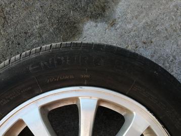 Pneu et jante Mitsubishi  beschikbaar voor biedingen