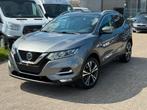 Nissan // Qashqai // 1.3 // Benzine, Voorwielaandrijving, Leder en Stof, 360° camera, Bedrijf