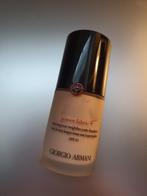 Armani Power Fabric Foundation in 1.5, Gehele gezicht, Beige, Ophalen of Verzenden, Zo goed als nieuw