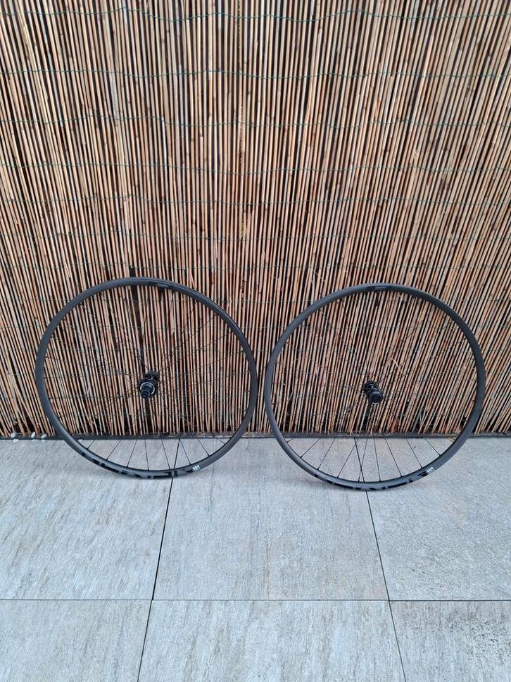 Newmen advanced sl x.r.25 carbon wielen, Fietsen en Brommers, Fietsonderdelen, Zo goed als nieuw, Ophalen