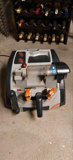 Machine à clés Keyline, Enlèvement