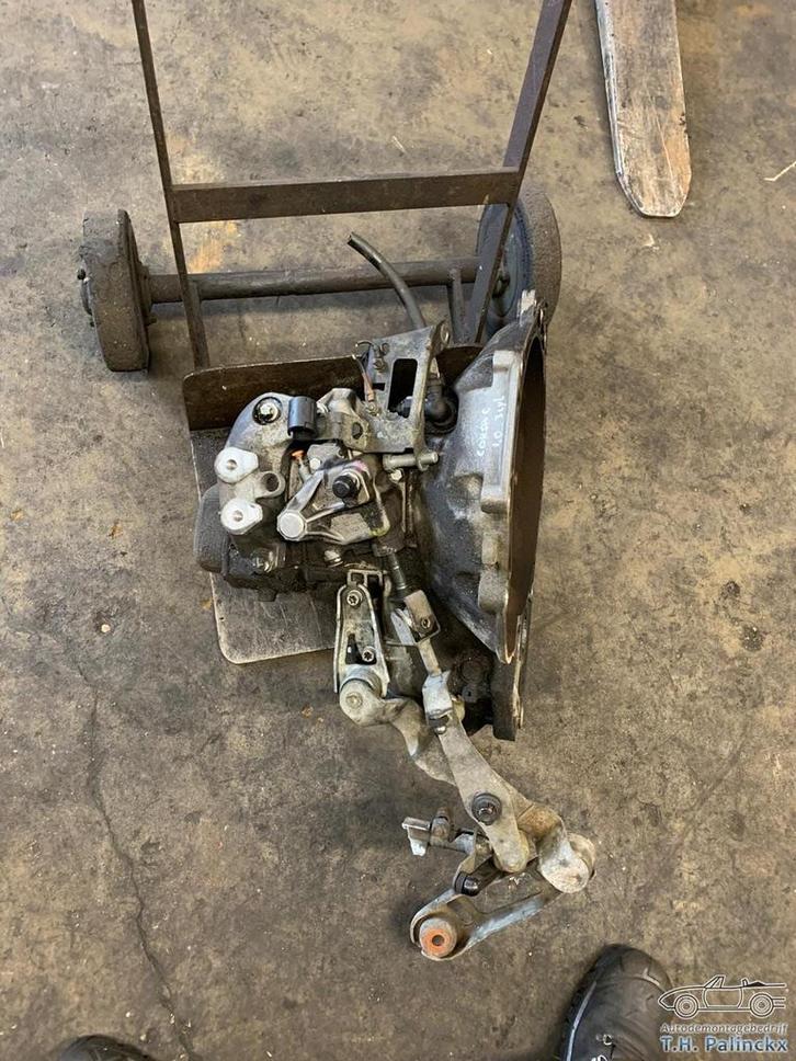 Versnellingsbak Opel Corsa C 1.0 12V 2001, Auto-onderdelen, Motor en Toebehoren, Opel, Gebruikt, Ophalen of Verzenden