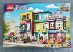 Lego Friends, Hoofdstraatgebouw (41704), Nieuw, Nieuw, Complete set, Ophalen of Verzenden, Lego
