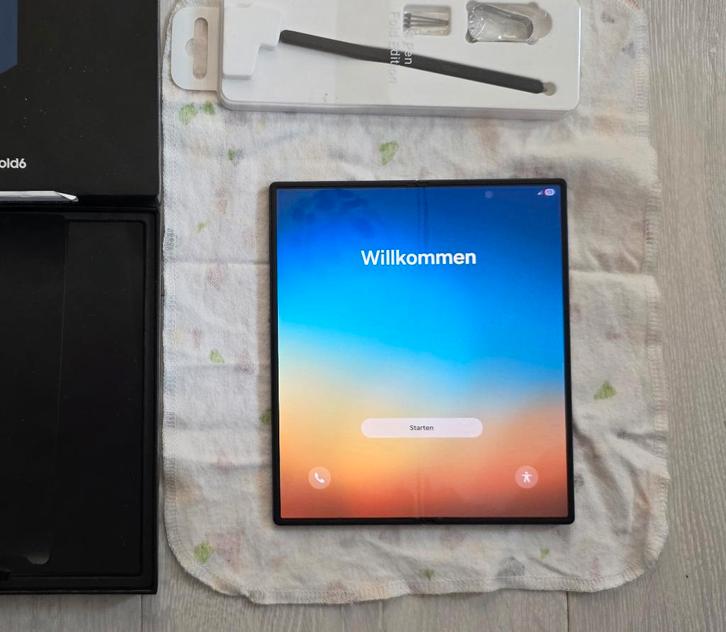 Smartphone, Télécoms, Téléphonie mobile | Samsung, Comme neuf, Galaxy Z Fold, 1 TB ou plus, Sans abonnement, Sans simlock, Android OS