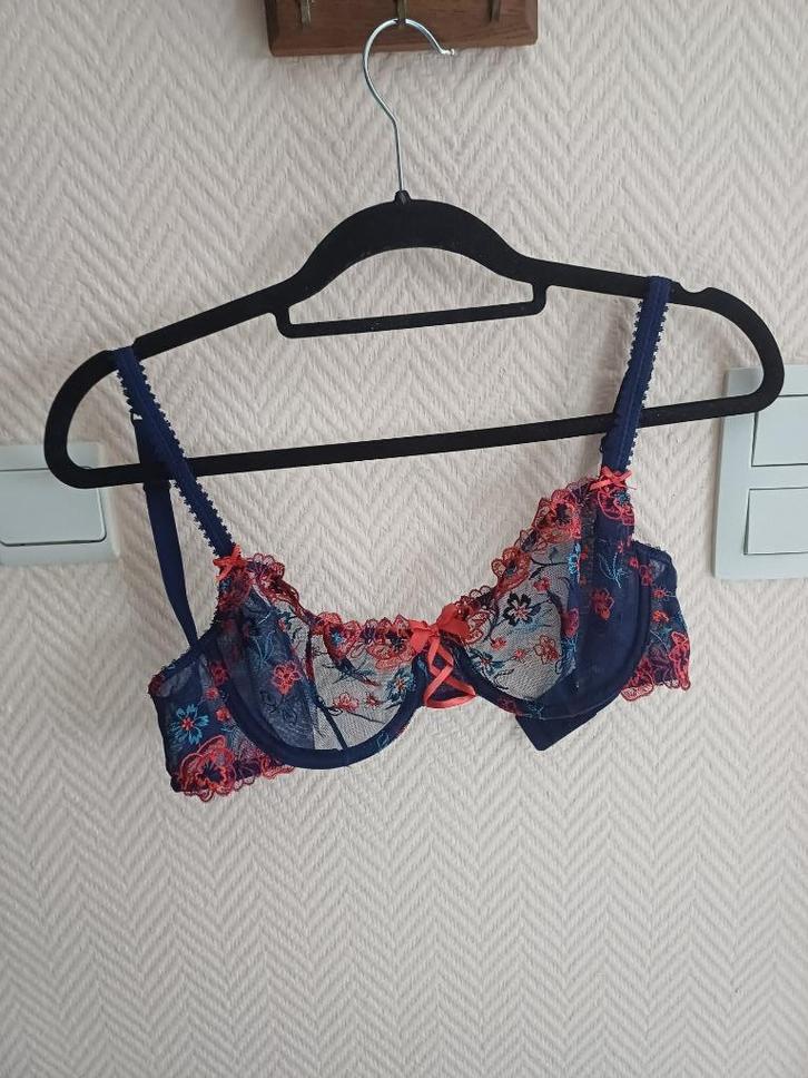 soutien gorge eur75D, Kleding | Dames, Ondergoed en Lingerie, BH, Blauw, Ophalen of Verzenden