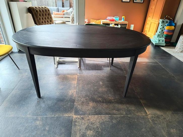Ovalen tafel uitschuifbaar, Huis en Inrichting, Tafels | Eettafels, Zo goed als nieuw, Kersenhout, Ophalen