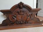 Antiek eiken ornament, familiewapenschild ., Ophalen