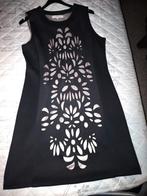 Nieuwe zwarte met goudkleurige jurk van L&L. Maat 44/XXL., Kleding | Dames, Jurken, Ophalen, Maat 42/44 (L)