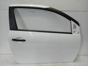 PORTIER RECHTS VOOR Citroën C1 (01-2014/07-2021) beschikbaar voor biedingen