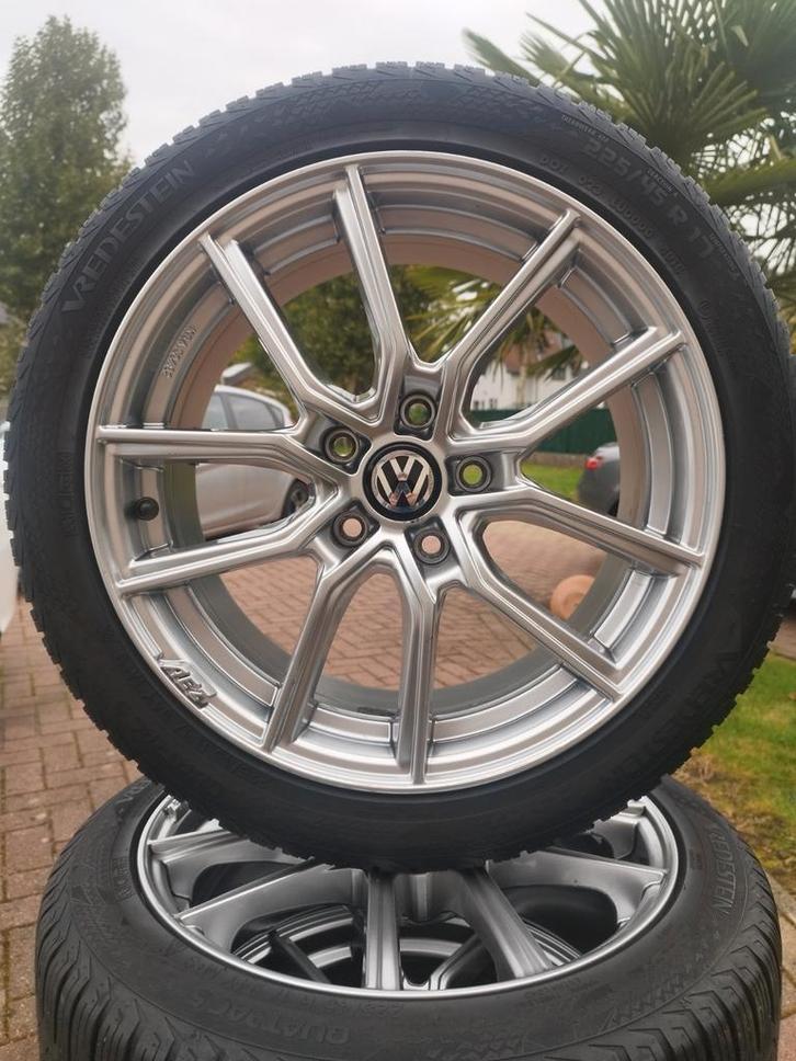 Banden en velgen 225/45/R17  Volkswagen Golf/Caddy/Touran, Auto-onderdelen, Banden en Velgen, Band(en), All Season, 17 inch, 225 mm