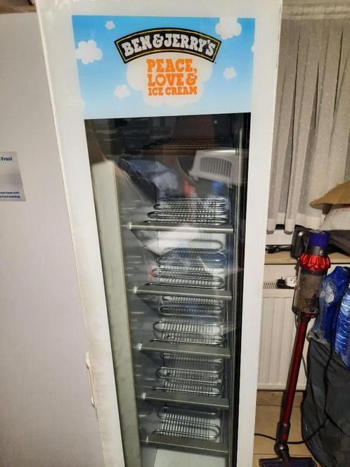 Vrieskast met display van 157 liter Ben and Jerry ben&jerry, Elektronische apparatuur, Vriezers en Diepvrieskisten, Zo goed als nieuw