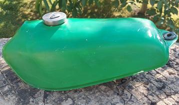 Yamaha DTE 125 (1977) originele tank
 beschikbaar voor biedingen
