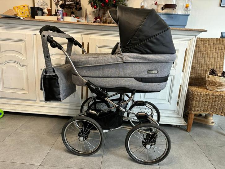 Kinderwagen 3in1 BÈBÈCAR, Enfants & Bébés, Poussettes & Combinaisons, Comme neuf, Poussette, Enlèvement