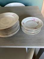 Platte en dessertborden gratis morgen garage verkoop, Ophalen, Gebruikt