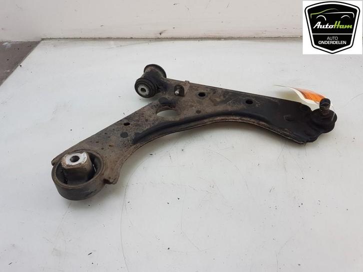 BRAS DE SUSPENSION AVANT DROIT (TRIANGLE) MiTo (955), Autos : Pièces & Accessoires, Suspension & Châssis, Alfa Romeo, Utilisé