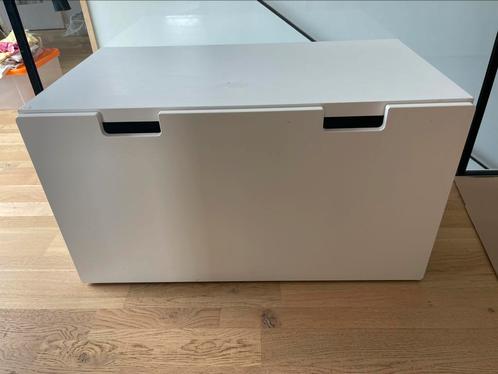 SMÅSTAD Speelgoedkist met bank + 2 opbergmanden, Huis en Inrichting, Woonaccessoires | Kisten, Gebruikt, Ophalen