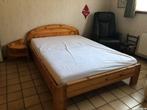 Bed en lattenbodem - grenen - 140/200 cm, Ophalen, Gebruikt, Klassiek - grenen, Beige
