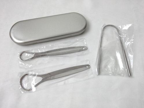 Set neuf de 3 gratte-langues en inox avec boîte de rangement, Handtassen en Accessoires, Uiterlijk | Mondverzorging, Nieuw, Ophalen of Verzenden
