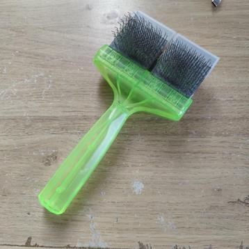 Activet Groen borstel dubbel beschikbaar voor biedingen