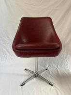 Vintage bordeaux loungestoel, Ophalen, Gebruikt