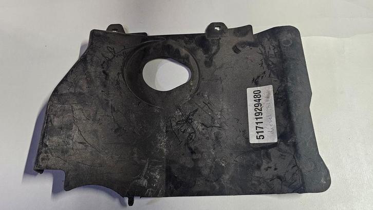 Afdekkap afdekking rechts koplamp BMW 3 serie E30 M21 517119, Auto-onderdelen, Carrosserie, BMW, Gebruikt, Herkomst onderdeel bekend