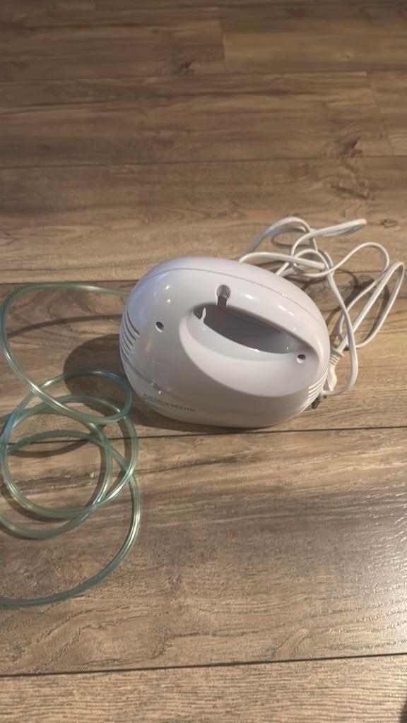 Nébuliseur à compresseur compact Aeromedik, Enfants & Bébés, Babyphones, Comme neuf, Enlèvement
