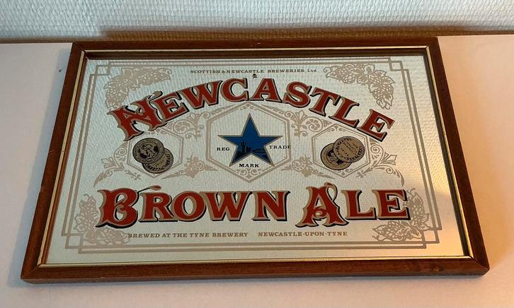 Reclame spiegel bier new castle Brown Ale, Verzamelen, Biermerken, Ophalen