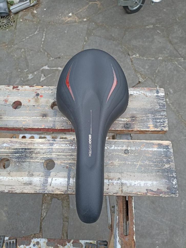 Selle Ergofitsystem Decathlon, Fietsen en Brommers, Fietsonderdelen, Zo goed als nieuw, Racefiets, Zadel, Ophalen