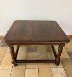 Vierkante houten salontafel, Ophalen