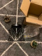Zwarte metalen hangkroonluchter in industriële stijl, Huis en Inrichting, Lampen | Kroonluchters, Ophalen of Verzenden, Nieuw
