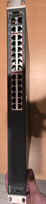 Nortel 4526T-PWR 24 poorts Poe switch, Computers en Software, Netwerk switches, Ophalen, Gebruikt