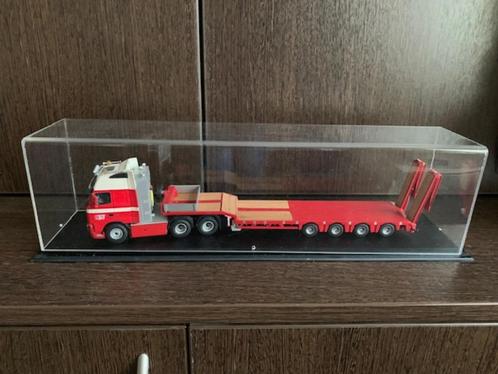 Volvo FH Globetrotter XL + 3-as dieplader (1:50), Hobby en Vrije tijd, Modelauto's | 1:50, Zo goed als nieuw, Bus of Vrachtwagen