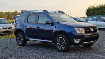 Dacia Duster 2017 - Benzine beschikbaar voor biedingen