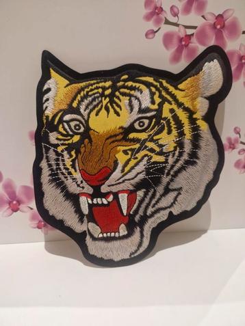 🐅 Opstrijk Tijger Embleem  beschikbaar voor biedingen