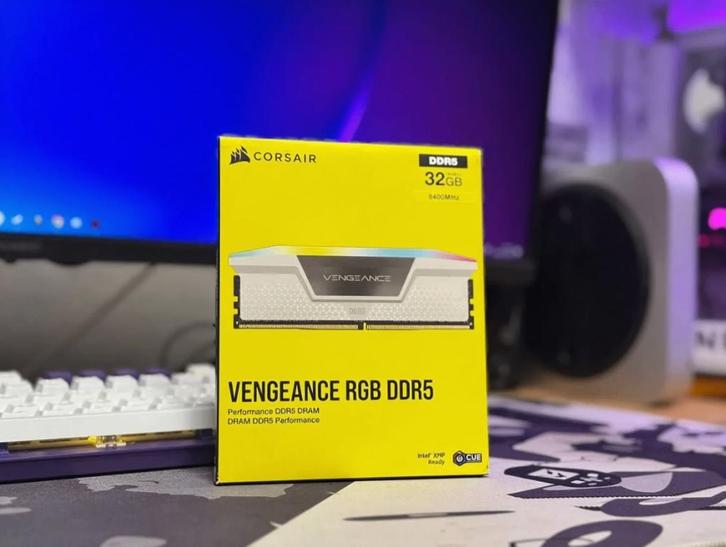 Corsair Vengeance RGB DDR5 32 Go 6400 MHz en parfait état, Informatique & Logiciels, Mémoire RAM, Comme neuf, Desktop, 32 GB, DDR5
