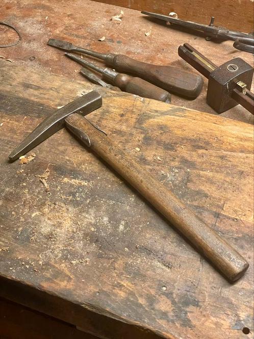 Beau marteau ancien avec protection du manche, Antiquités & Art, Antiquités | Outils & Instruments, Enlèvement ou Envoi