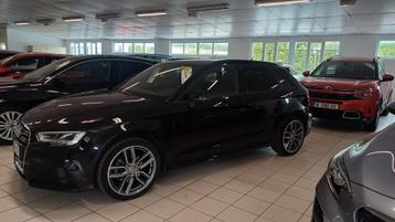 Audi A3 sport back ess-gnc 1 ère main 29000km, Cuir, Carnet d'entretien, Noir, Berline