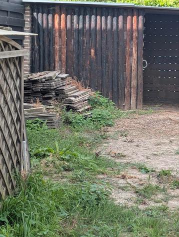 Houten weide palen  beschikbaar voor biedingen