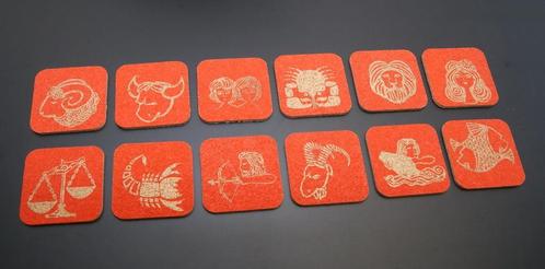 12 sous verres déco horoscope (rares), Antiquités & Art, Antiquités | Verre & Cristal, Enlèvement ou Envoi